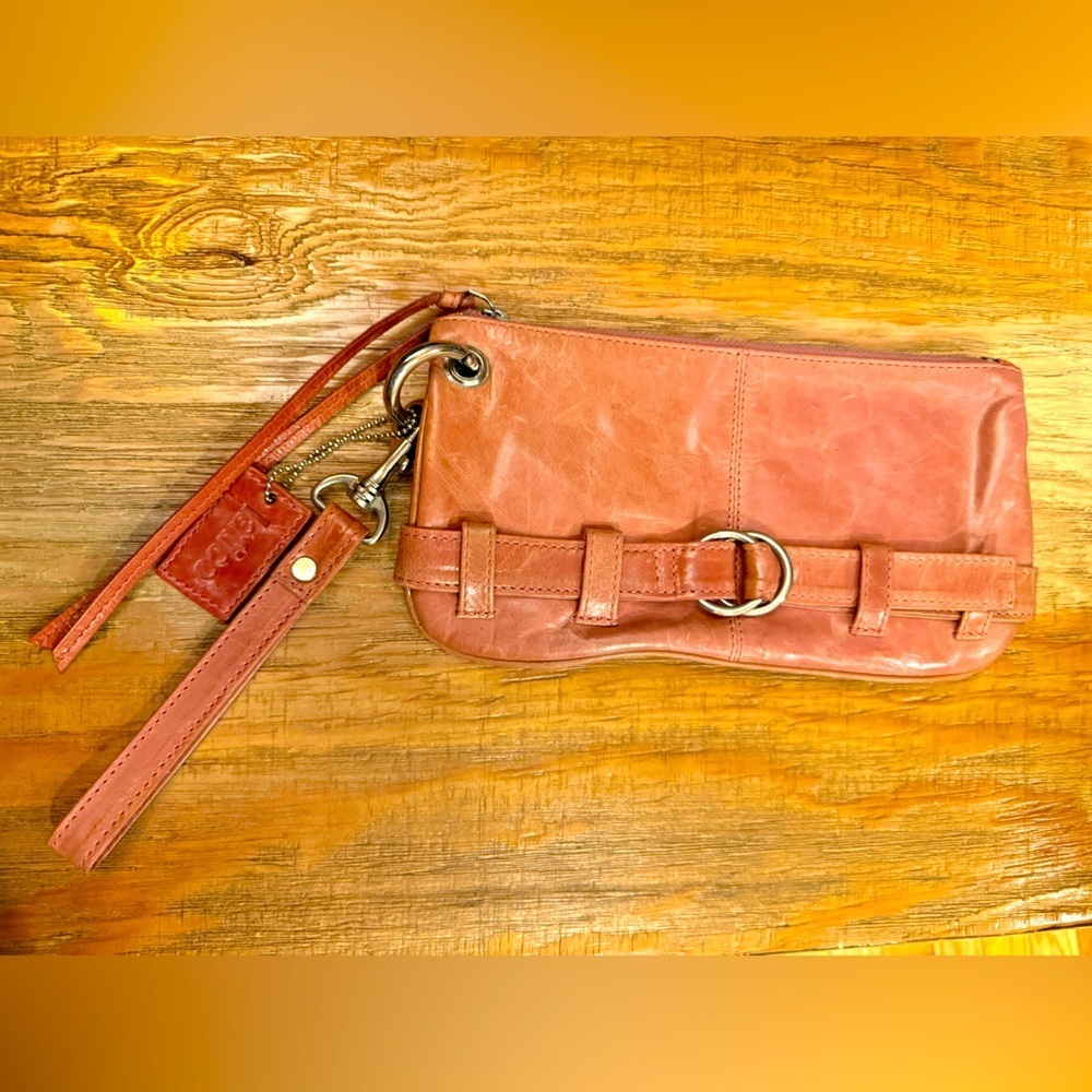 Latico Pink Leather Wristlet Clutch Silver Hardware 10x5 - Picture 2 of 6